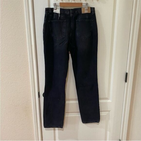 NWOT We The Free CRVY‎ Siren Low-Rise Straight Jeans by at Free People - Picture 6 of 7